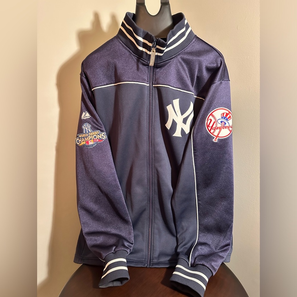 NY Yankees Majestic Team Jacket Sz. XXL